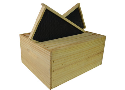 Full Depth RTG Box – Paraffin Dipped w/ 10 x Waxed Ultimate Frames