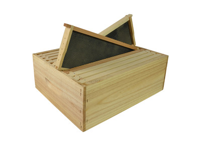 3/4 Depth RTG Box – Paraffin Dipped w/ 10 x Waxed Ultimate Frames