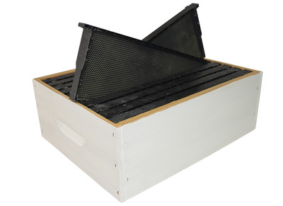 3/4 Depth RTG Box – Standard Grade Paraffin Dipped & Painted RTG Box with 10 x 30G Waxed Plastic Frames