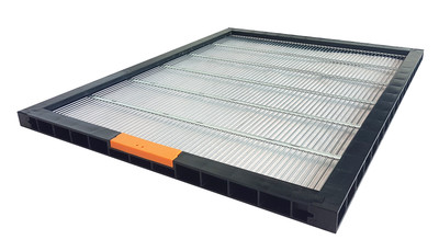 Hive Doctor Italian Queen Excluder with Gated Plastic Rim